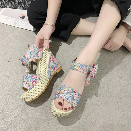 Summer sandals
